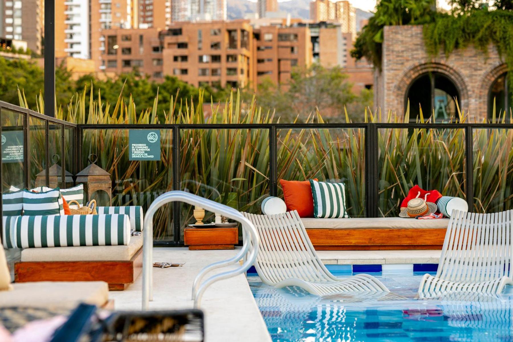ميديلين Loma Verde Aparthotel المظهر الخارجي الصورة